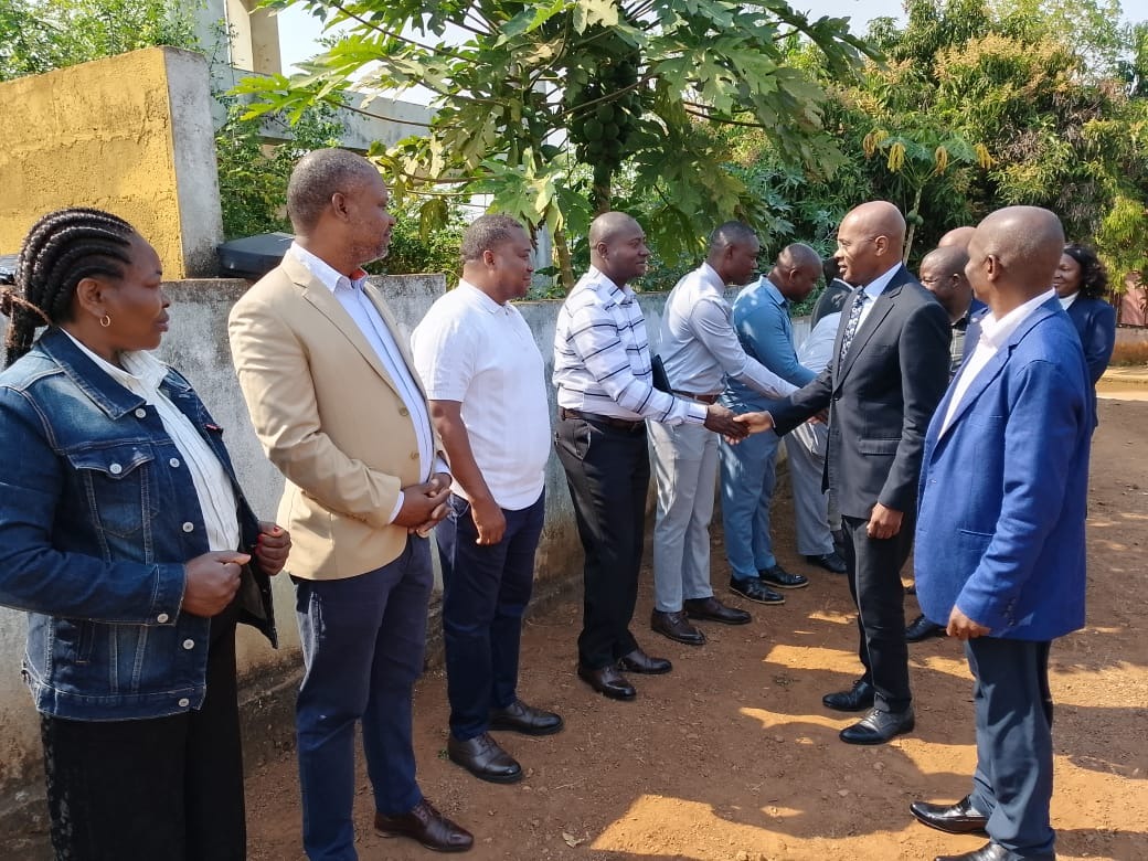 Presidente da CPE do Cuanza-Norte, visita a Comissão Municipal Eleitoral do Cazengo.